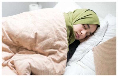 Segera Biasakan! Adab Tidur dalam Islam, Bisa Miskin Jika Melalaikanya Menurut Buya Yahya